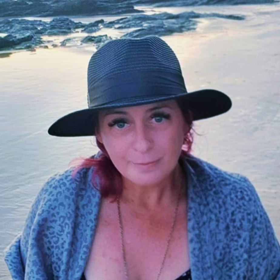 Michelle van der Linde - Reiki Master Practitioner in George South Africa